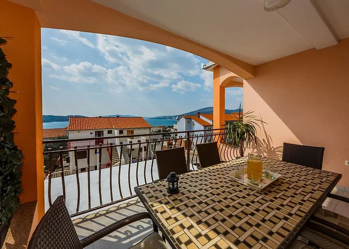 Nora Villa Trogir